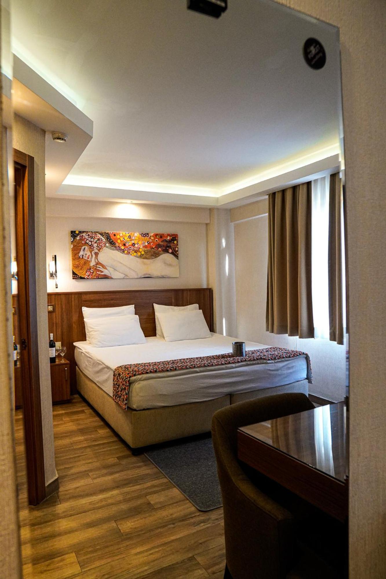 Bguest Hotel & Residence Истанбул Екстериор снимка